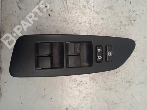 Used Left front window switch TOYOTA AURIS (_E15_) 1.4 D-4D (NDE150_, NDE150R) (90 hp) 11158832