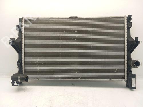 Used Water radiator MERCEDES-BENZ VITO Van (W447) [2014-2026]  31620007