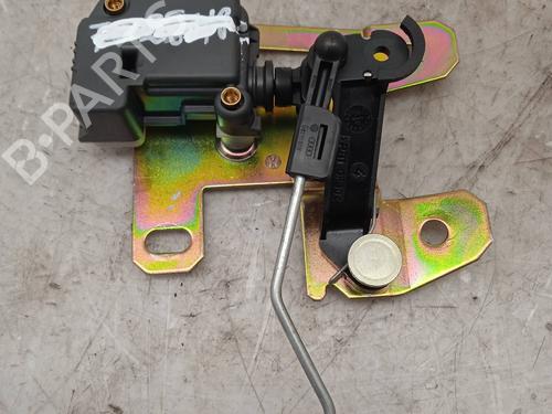 Used Tailgate lock VW TOUAREG (7LA, 7L6, 7L7) 2.5 R5 TDI (174 hp) 11162908