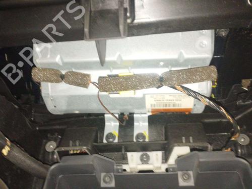 Used Passenger airbag VOLVO C30 (533) 1.6 D (109 hp) 31620695