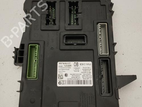 Used Electronic module RENAULT ESPACE V (JR_) 1.6 dCi 160 (160 hp) 20700182