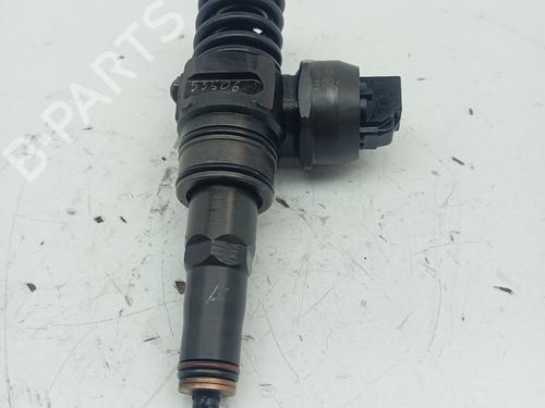 Used Injector VW GOLF V (1K1) [2003-2010]  31616237