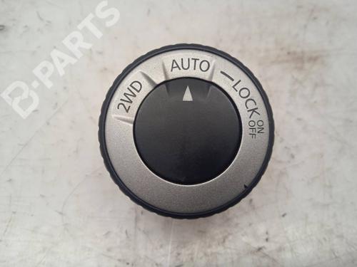 Used Switch NISSAN QASHQAI I (J10, NJ10) 2.0 dCi (150 hp) 11159003