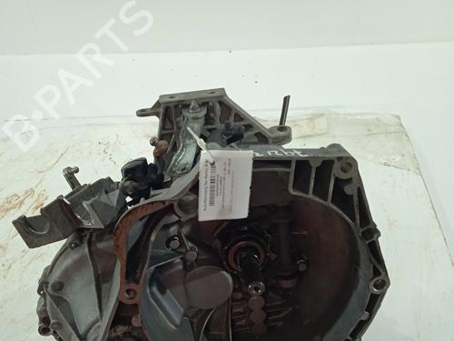 manual-gearbox-fiat-grande-punto-199_-55206108-2005-18735052 main image