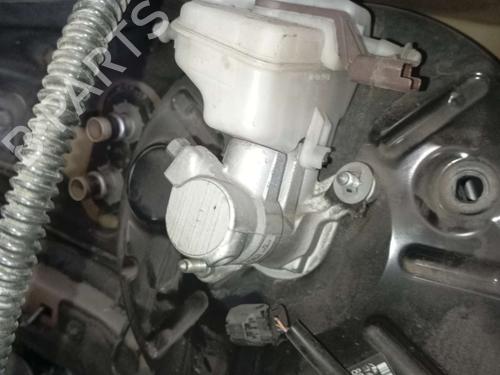 Used Brake master cylinder Brake master cylinder CITROËN C4 Grand Picasso II (DA_, DE_) [2013-2026] 18735227 18735227
