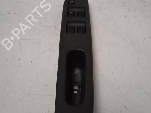 Used Left front window switch MITSUBISHI SPACE WAGON (N9_W, N8_W) [1998-2004]  4317065