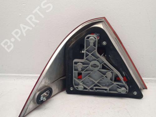 Right taillight MERCEDES-BENZ C-CLASS (W203) C 220 CDI (203.006, 203.008) | BP32188974C35