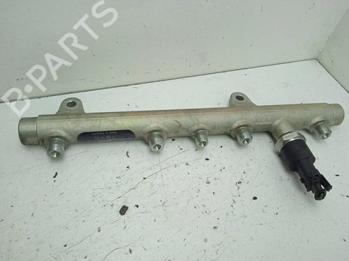 Used Injection rail Injection rail RENAULT SCÉNIC I MPV (JA0/1_, FA0_) 1.9 dCi (JA05, JA1F) (102 hp) 4295720 4295720