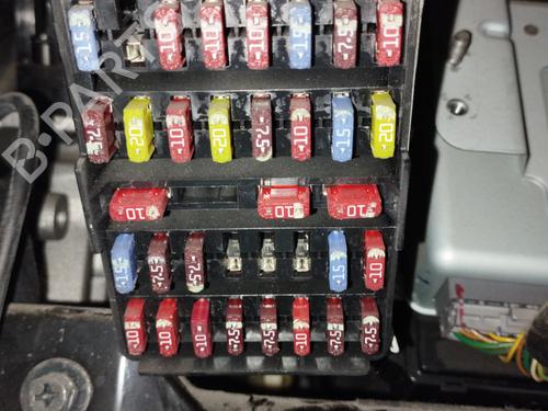 Used Fuse box SSANGYONG RODIUS I 2.7 Xdi (165 hp) 19677569