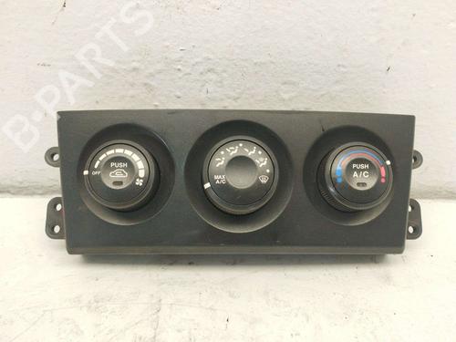 climate-control-kia-sorento-i-jc-2002-2003-2004-2005-2006-2007-2008-2009-2010-2011-33114161 main image