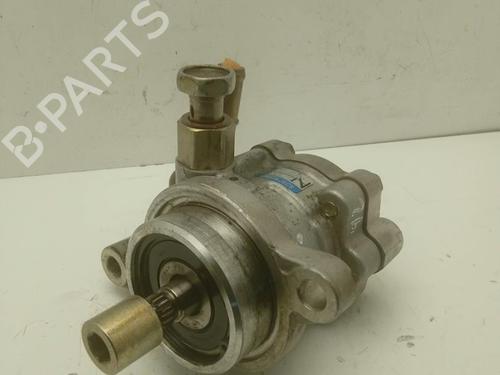 Used Steering pump NISSAN PRIMERA (P12) 2.2 Di (126 hp) 4335833