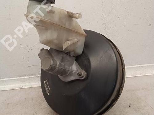 Used Brake master cylinder TOYOTA YARIS (_P9_) 1.4 D-4D (NLP90_, NLP90R) (90 hp) 11163182