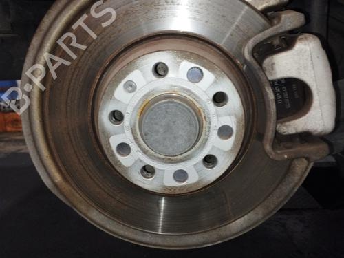 Used Right rear steering knuckle VW PASSAT B6 (3C2) 2.0 TDI 16V (140 hp) 18132872