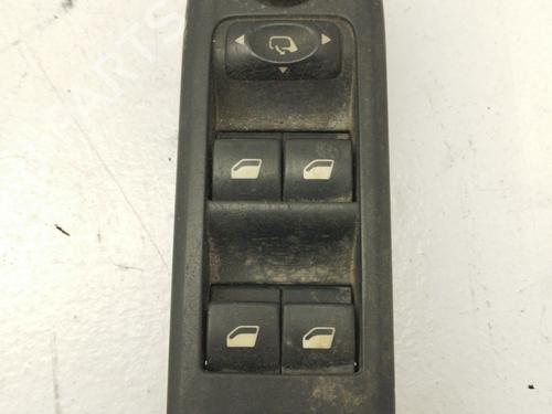 Used Left front window switch Left front window switch CITROËN C5 III (RD_) 1.6 HDi 110 (RD9HZC) (109 hp) 33268364 33268364