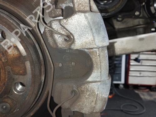 Used Right front brake caliper RENAULT LAGUNA III (BT0/1) [2007-2015]  17567341