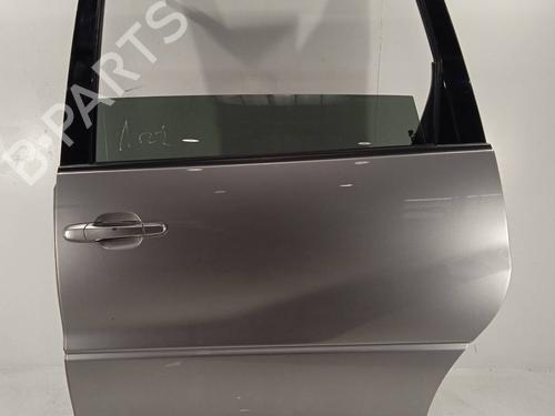 Used Left slide door TOYOTA PREVIA II (_R3_) 2.4 (ACR30) (156 hp) 12437915