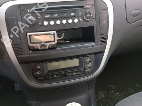 Headlight switch CITROËN C2 (JM_) | BP31616201I24 - Image 8