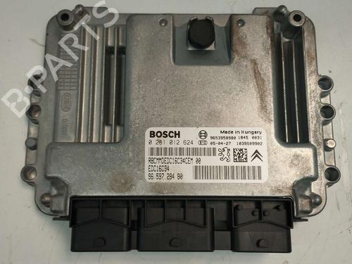 Used Engine control unit (ECU) Engine control unit (ECU) CITROËN C5 II (RC_) [2004-2008] 31615714 31615714