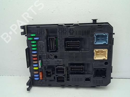 Used Fuse box Fuse box PEUGEOT 5008 (0U_, 0E_) [2009-2017] 31618059 31618059