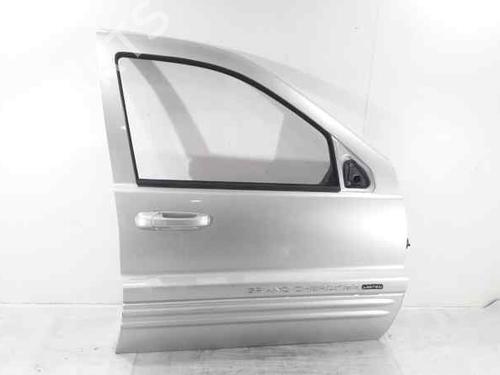 Used Right front door Right front door 4623046 4623046