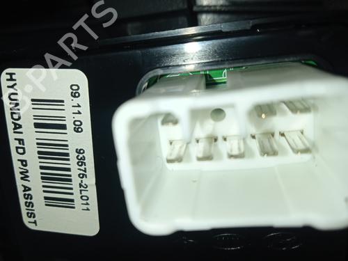 Right front window switch HYUNDAI i30 (FD) 1.4 | BP16434039I26