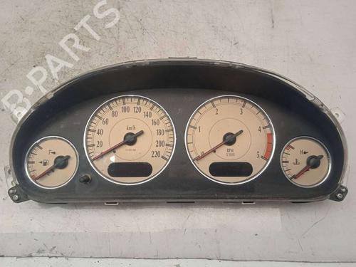 Used Instrument cluster CHRYSLER VOYAGER / GRAND VOYAGER IV (RG) [2000-2008]  12447136