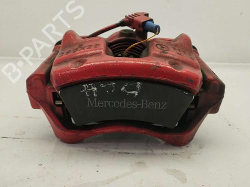 Used Right front brake caliper MERCEDES-BENZ CLA Coupe (C117) CLA 200 CDI (117.301) (136 hp) 25333238