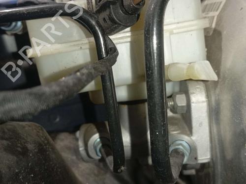 Brake master cylinder BMW 5 (E60) 525 d | BP18548681M77 - Image 2
