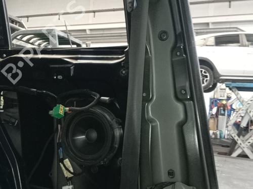 Used Front left seatbelt LAND ROVER RANGE ROVER SPORT I (L320) [2005-2013]  18549385