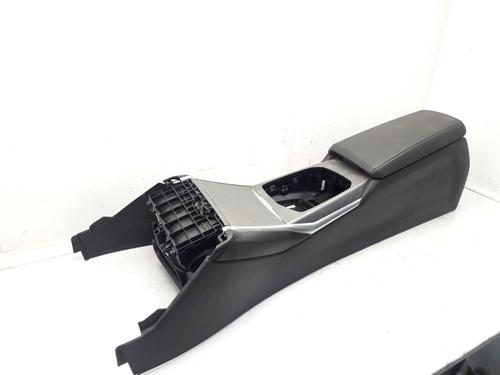 Used Armrest / Center console BMW 3 (G20, G80, G28) 318 d (150 hp) 11348696