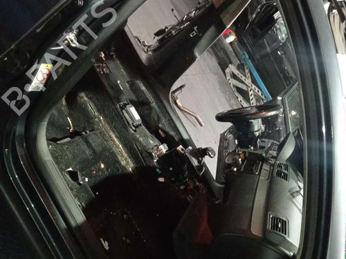 Gummiliste Gummiliste VW PASSAT B6 Variant (3C5) 2.0 TDI 16V (140 hp) 16367823 16367823