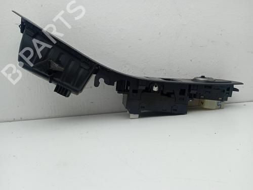 Left front window switch HYUNDAI i20 II (GB, IB) 1.2 | BP24403867I27 