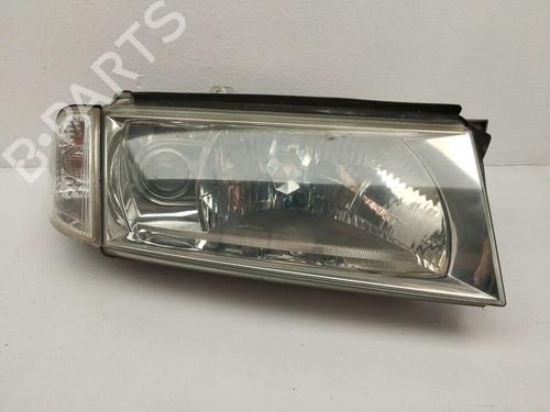 Used Right headlight SKODA OCTAVIA I (1U2) [1996-2010]  31618707