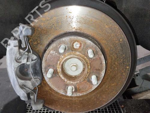 Used Left front steering knuckle VOLVO V40 Hatchback (525) D2 (114 hp) 18053917