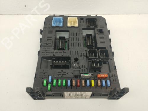 Used Fuse box Fuse box 36434235 36434235