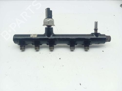 Used Injection rail Injection rail DS DS 4 / DS 4 CROSSBACK (NX_) 2.0 BlueHDi 150 (150 hp) 40096057 40096057