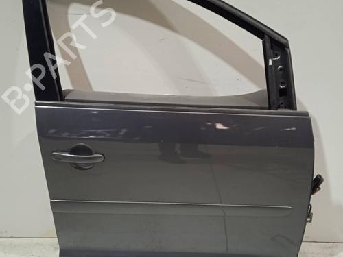Used Right front door VW TOURAN (1T1, 1T2) 2.0 TDI 16V (140 hp) 4323717