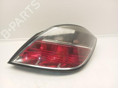 right-taillight-opel-astra-h-a04-2004-2005-2006-2007-2008-2009-2010-2011-2012-2013-2014-40265204 main image