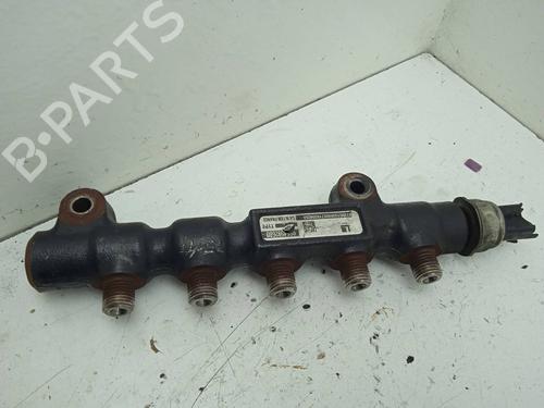 Used Injection rail FORD FIESTA V (JH_, JD_) 1.6 TDCi (90 hp) 4305371