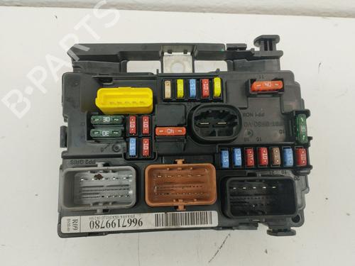 fuse-box-citroen-c3-ii-sc_-2009-34721920 main image