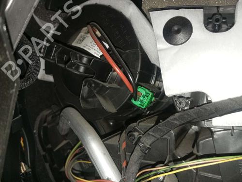 Used Heater blower motor Heater blower motor PEUGEOT 308 II (LB_, LP_, LW_, LH_, L3_) [2013-2021] 25902427 25902427
