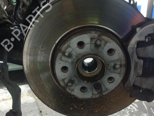 Used Right front steering knuckle Right front steering knuckle BMW 1 (F40) 118 i (140 hp) 40220428 40220428