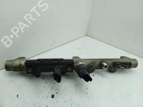 Used Injection rail PEUGEOT 607 (9D, 9U) 2.2 HDi (133 hp) 4623460