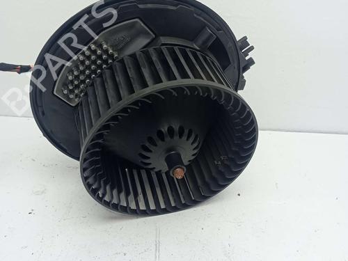 Used Heater blower motor VW GOLF VII (5G1, BQ1, BE1, BE2) 1.4 GTE Hybrid (204 hp) 19573158