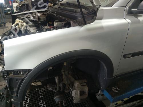 Used Left front fenders VOLVO XC90 I (275) [2002-2015]  31617895