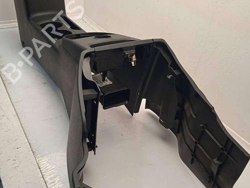 Used Armrest / Center console NISSAN X-TRAIL II (T31) [2007-2018]  11154615