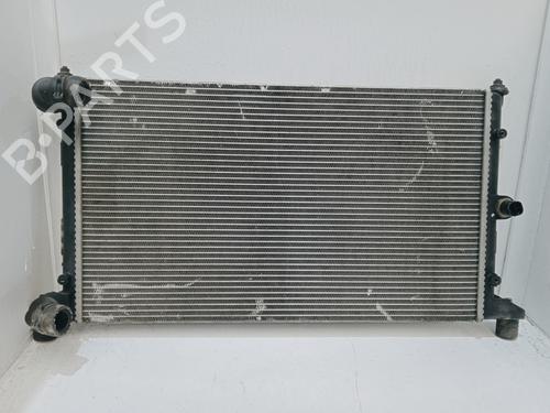 Used Water radiator Water radiator 4307273 4307273
