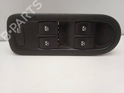 Used Left front window switch RENAULT MEGANE II Saloon (LM0/1_) 1.6 16V (LM1R, LM0C) (112 hp) 4323422