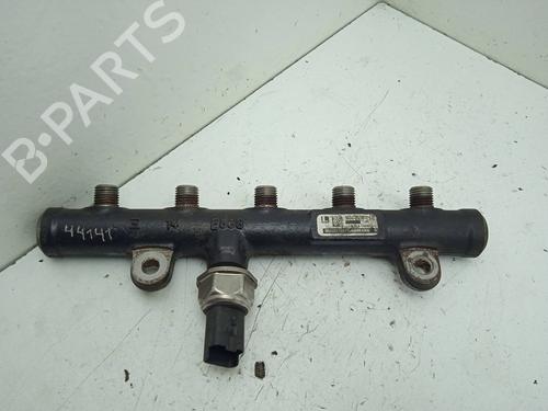 Used Injection rail Injection rail FORD FOCUS II (DA_, HCP, DP) 2.0 TDCi (136 hp) 4335311 4335311