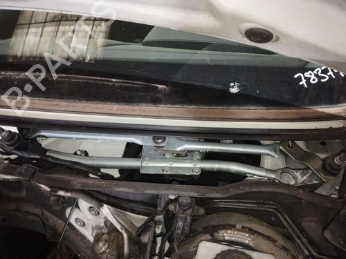Used Front wiper motor BMW 1 (E87) 118 d (143 hp) 17145689